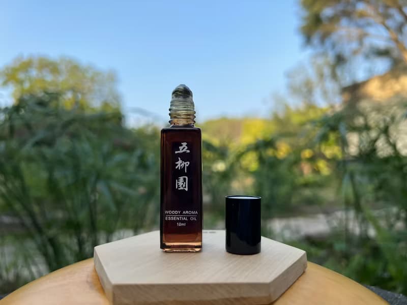 W.M. 五柳園 台灣扁柏精油 滴瓶 10ml/50ml