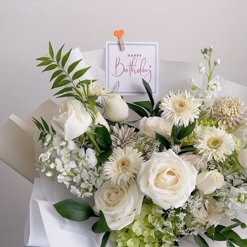 【鮮花】白綠色玫瑰繡球自然風鮮花花束