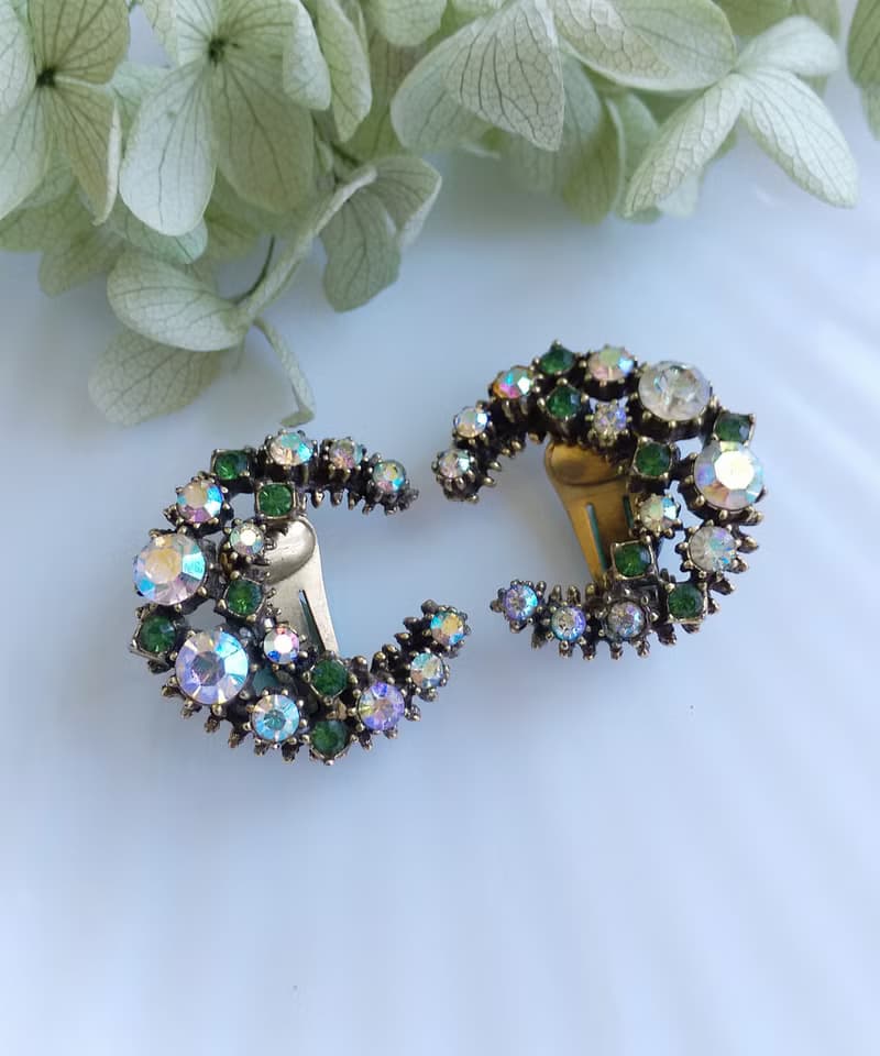 Vintage Jewelry 西洋古董飾品 FLORENZA 璀璨萊茵月型 夾式耳環