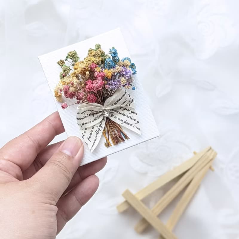 【現貨】乾燥花迷你小畫廊-六色彩虹滿天星花束 生日禮物