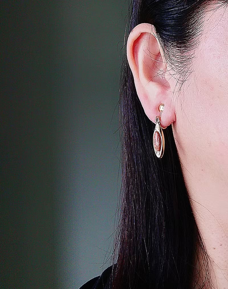 vintage jewelry  低調金色閃爍垂墜 夾式耳環