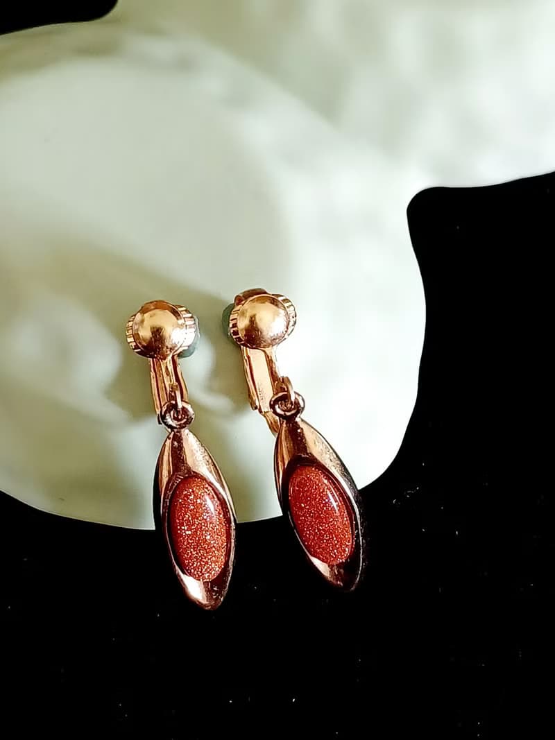 vintage jewelry  低調金色閃爍垂墜 夾式耳環