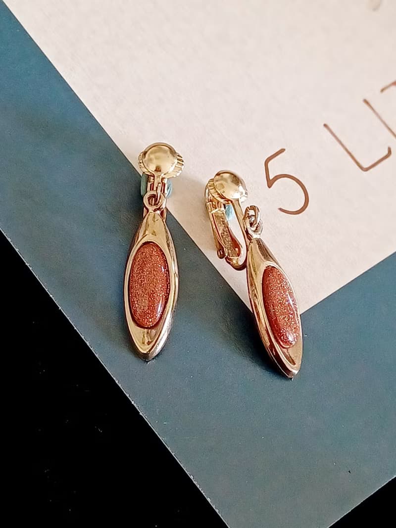 vintage jewelry  低調金色閃爍垂墜 夾式耳環