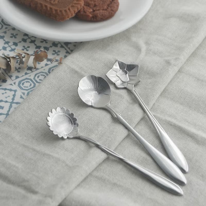 日本【SALUS 佐藤金屬】花朵系列湯匙