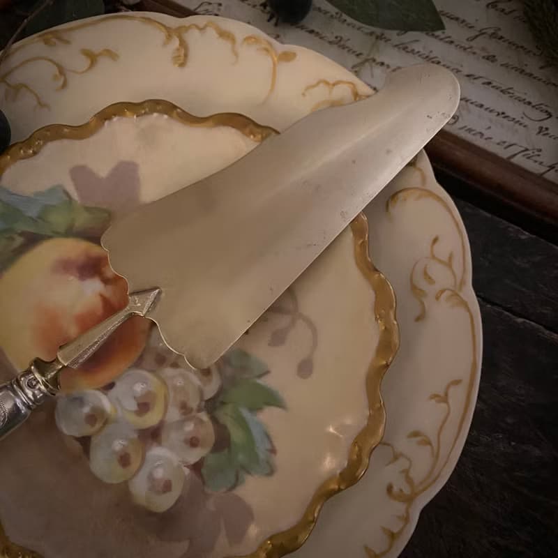 法國Napoléon III時期 訂製款扭索飾紋純銀柄蛋糕鏟