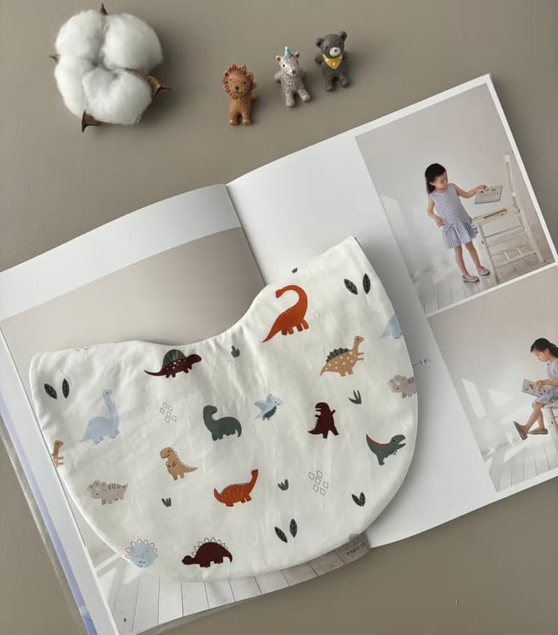 6重紗圍兜兜  散步小恐龍 口水巾 彌月禮  新生兒禮