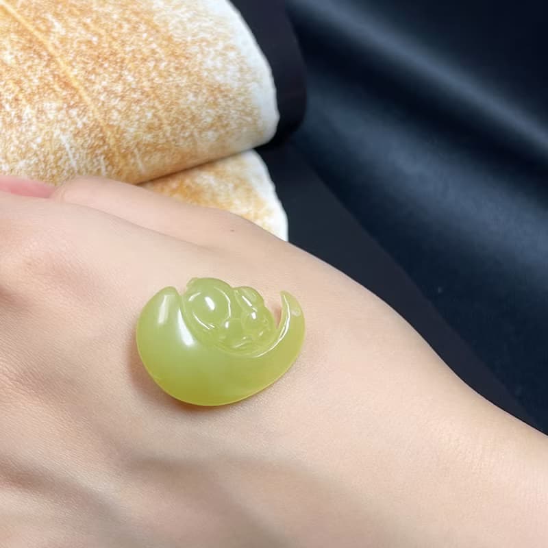 天然和闐且末檸檬青玉月兔吊墜 | 天然和闐玉| 送禮