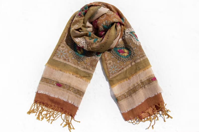 保暖毛毯 刺繡羊毛披肩/針織圍巾/刺繡圍巾/羊絨披巾/喀什米爾Cashmere 聖誕節禮物 交換禮物 母親節 父親節-花