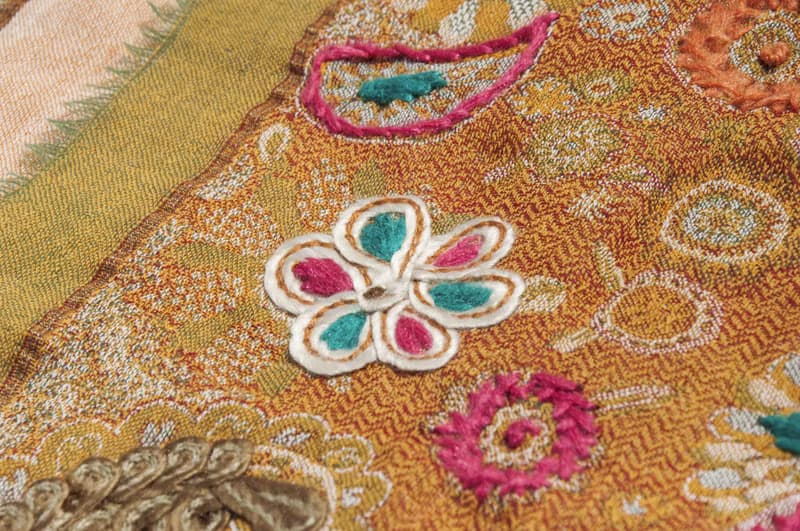 保暖毛毯 刺繡羊毛披肩/針織圍巾/刺繡圍巾/羊絨披巾/喀什米爾Cashmere 聖誕節禮物 交換禮物 母親節 父親節-花