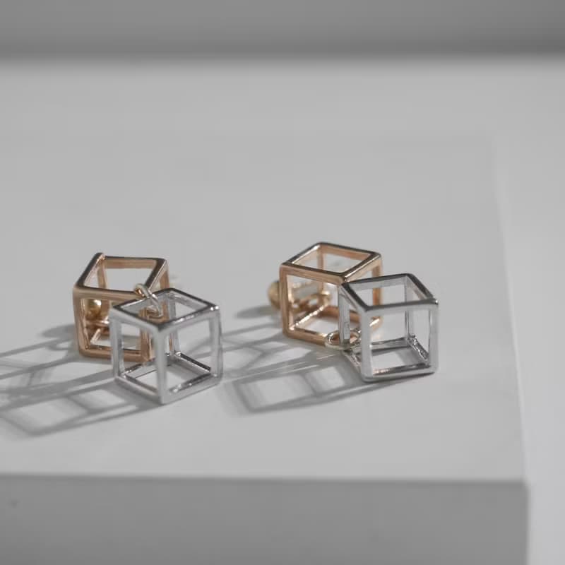 18K玫瑰包金 925純銀3D 簡約立方體吊咀拼色耳環 情人節紀念禮物
