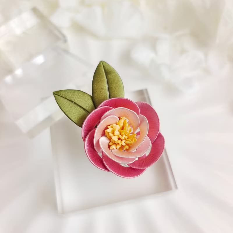 小玫瑰髮夾 小清新髮夾   胸針 纏花 春仔花