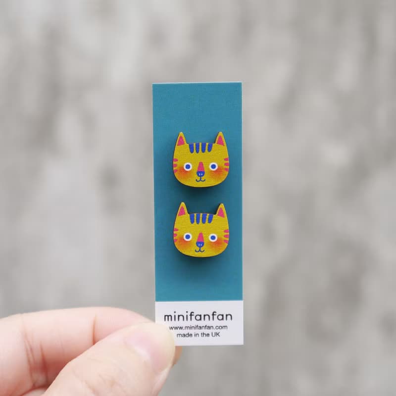 Momo The Yellow Cat 摸摸黃色小貓木製耳環 原創插畫 耳針耳夾