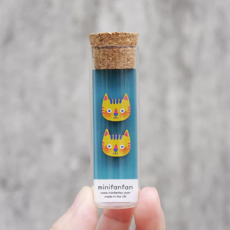 Momo The Yellow Cat 摸摸黃色小貓木製耳環 原創插畫 耳針耳夾