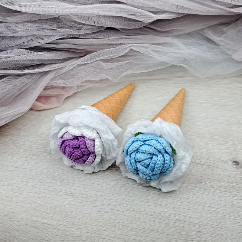 手鉤雪糕玫瑰花盒 手織花 生日禮物 花束 情人節 母親節 CR034