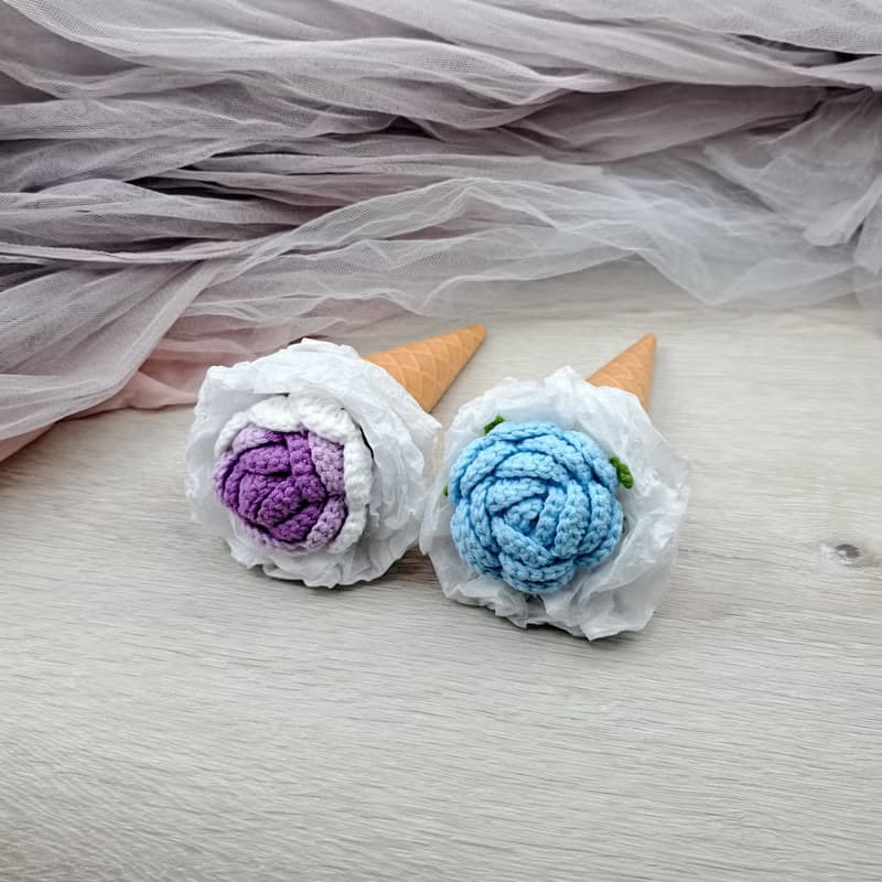 手鉤雪糕玫瑰花盒 手織花 生日禮物 花束 情人節 母親節 CR034