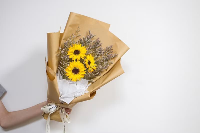 畢業花束 文青向日葵3朵 乾燥花花束 (3朵向日葵+情人草) S009