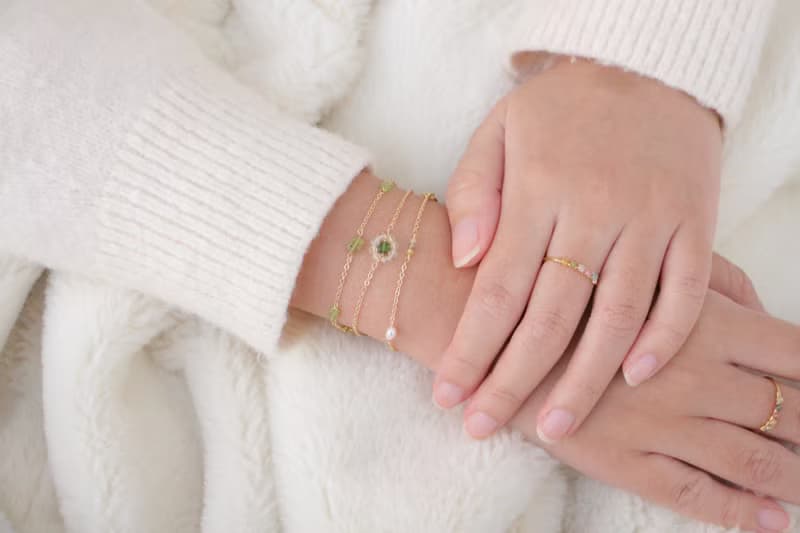 Eternal Flame 名為守護的風箏 天然石 小花 手鍊