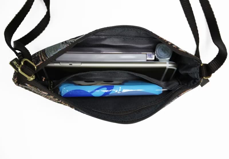 斜背包 防潑水 平織緹花 探險羅傑 米拉