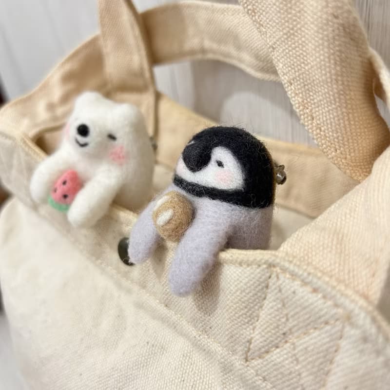 口袋小動物  白熊 小企鵝  羊毛氈別針 胸針 療癒 送禮