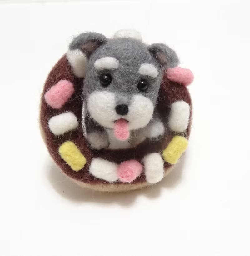 雪納瑞x巧克力棉花糖甜甜圈 -羊毛氈  "鑰匙圈、吊飾、擺飾"