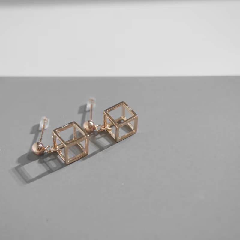 18K玫瑰包金 3D簡約立方體吊咀耳環 情人節紀念禮物 可轉耳夾