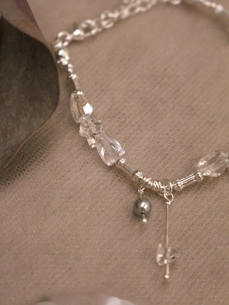 海邊有座圖書館。MUCHAT手作珍珠水晶手鍊 (不含蝶結吊墜)