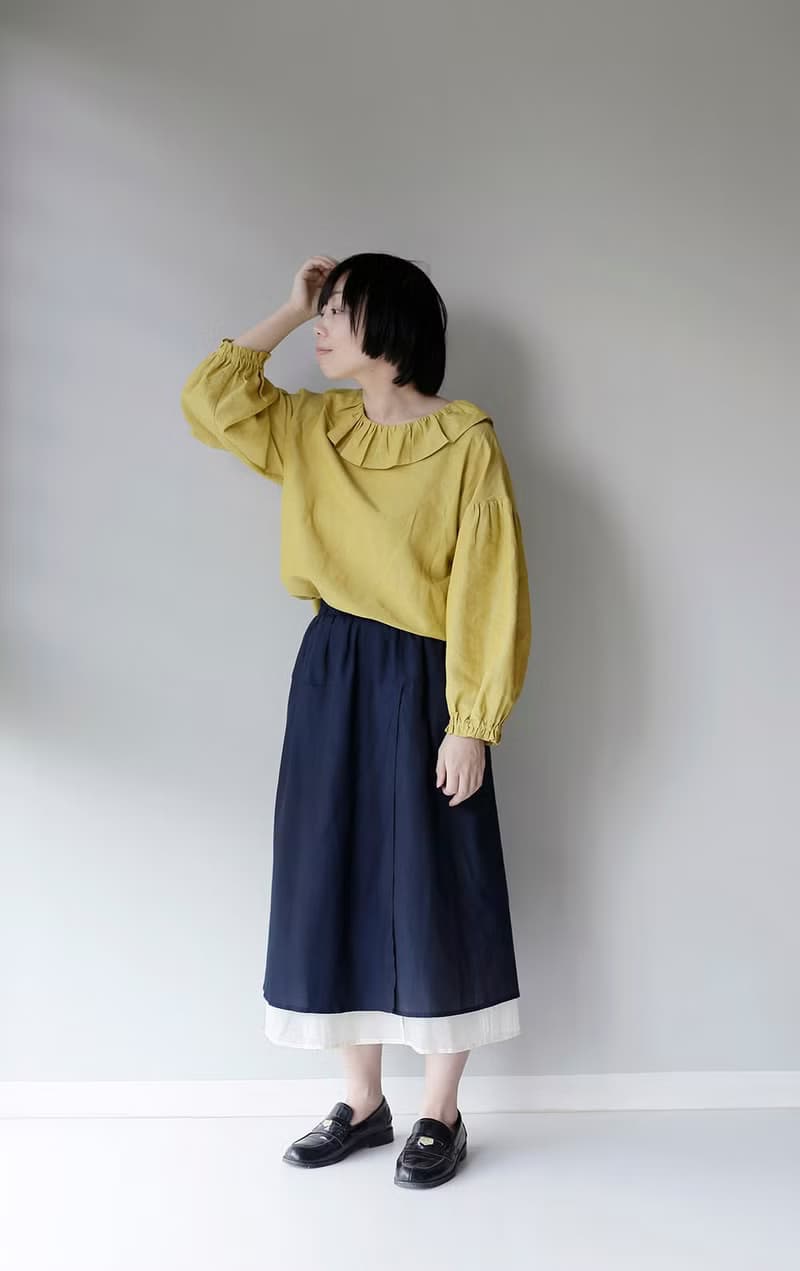 銀杏黃砂洗亞麻 花瓣領小泡泡袖上衣
