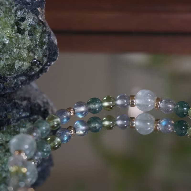 ll 自然之森 ll 葡萄石 拉長石 橄欖石 海藻石 手鍊手環 BR-00028