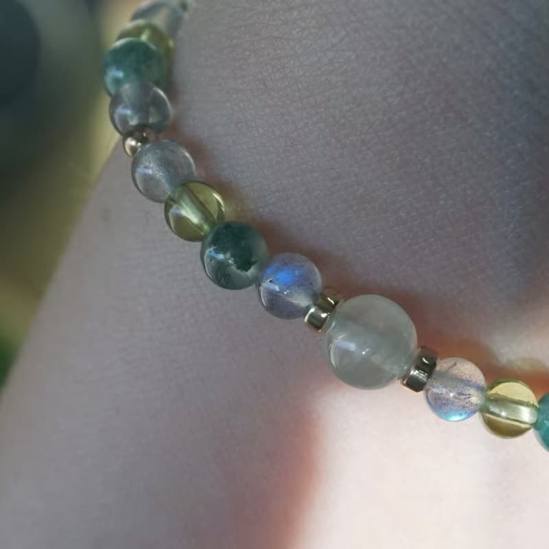 ll 自然之森 ll 葡萄石 拉長石 橄欖石 海藻石 手鍊手環 BR-00028