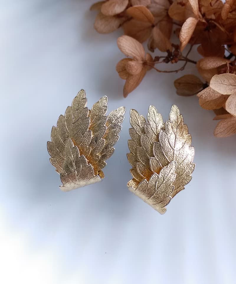 Vintage Jewelry 西洋古董飾品 層疊 對稱 金色葉子 夾式耳環