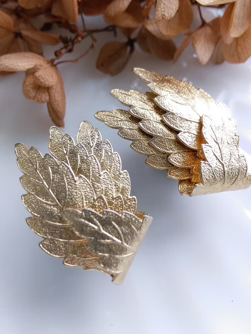 Vintage Jewelry 西洋古董飾品 層疊 對稱 金色葉子 夾式耳環