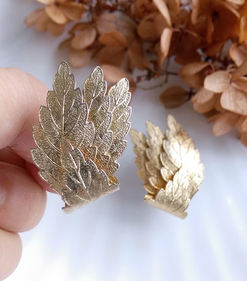 Vintage Jewelry 西洋古董飾品 層疊 對稱 金色葉子 夾式耳環