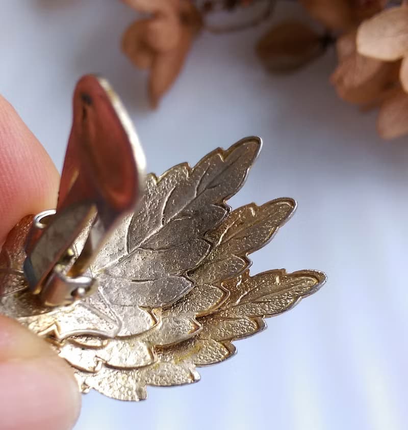 Vintage Jewelry 西洋古董飾品 層疊 對稱 金色葉子 夾式耳環