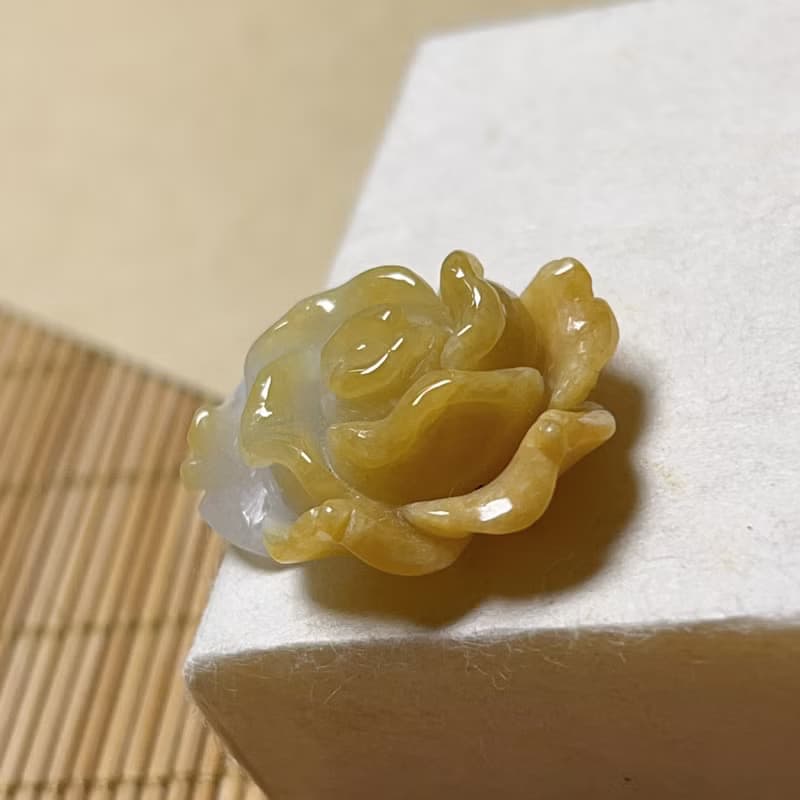 飄黃翡翠玫瑰 | 天然緬甸A貨翡翠 | 送禮