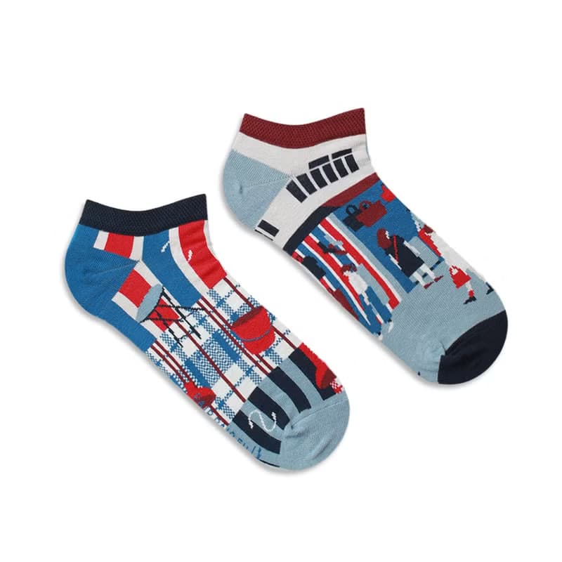 香港原創設計 香港三原色 - 不對稱襪子 低筒襪 【微觀香港格式】