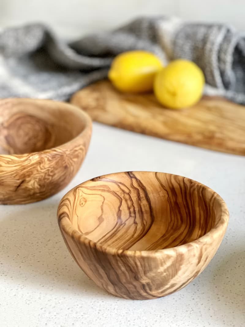 手工橄欖木可疊放圓邊碗