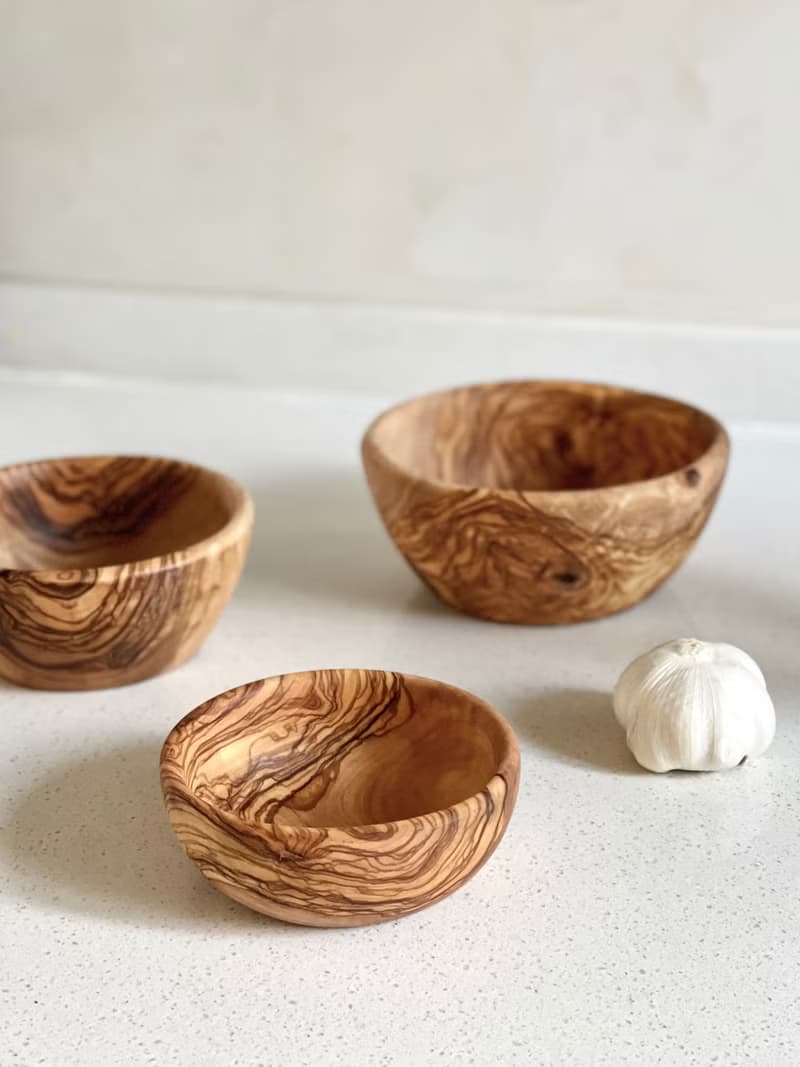 手工橄欖木可疊放圓邊碗