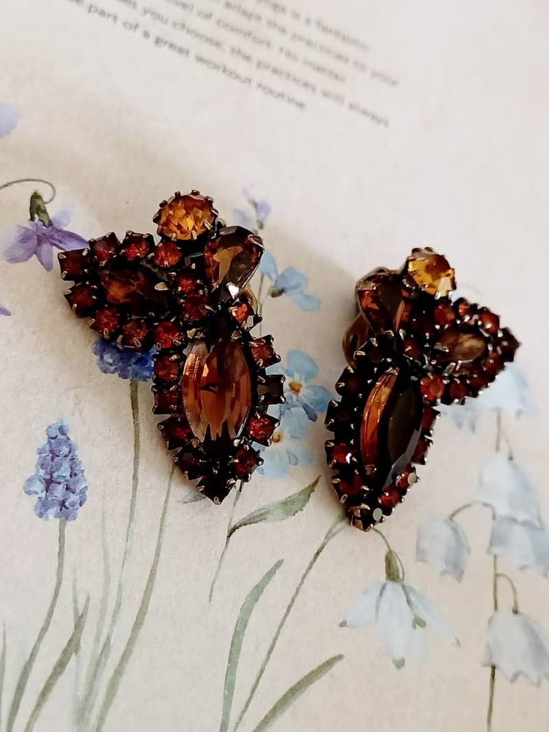 vintage jewelry 古董琥珀色萊茵鑽花卉 夾式耳環