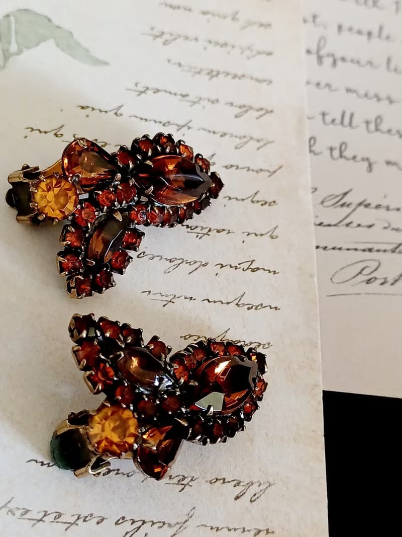 vintage jewelry 古董琥珀色萊茵鑽花卉 夾式耳環