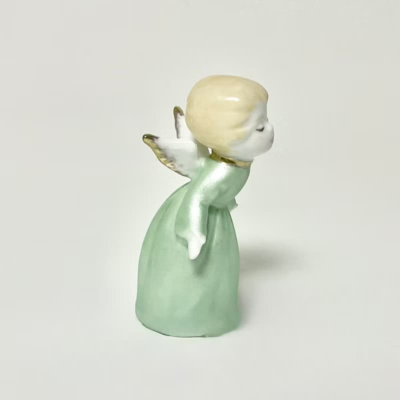 パールグリーンのキス天使