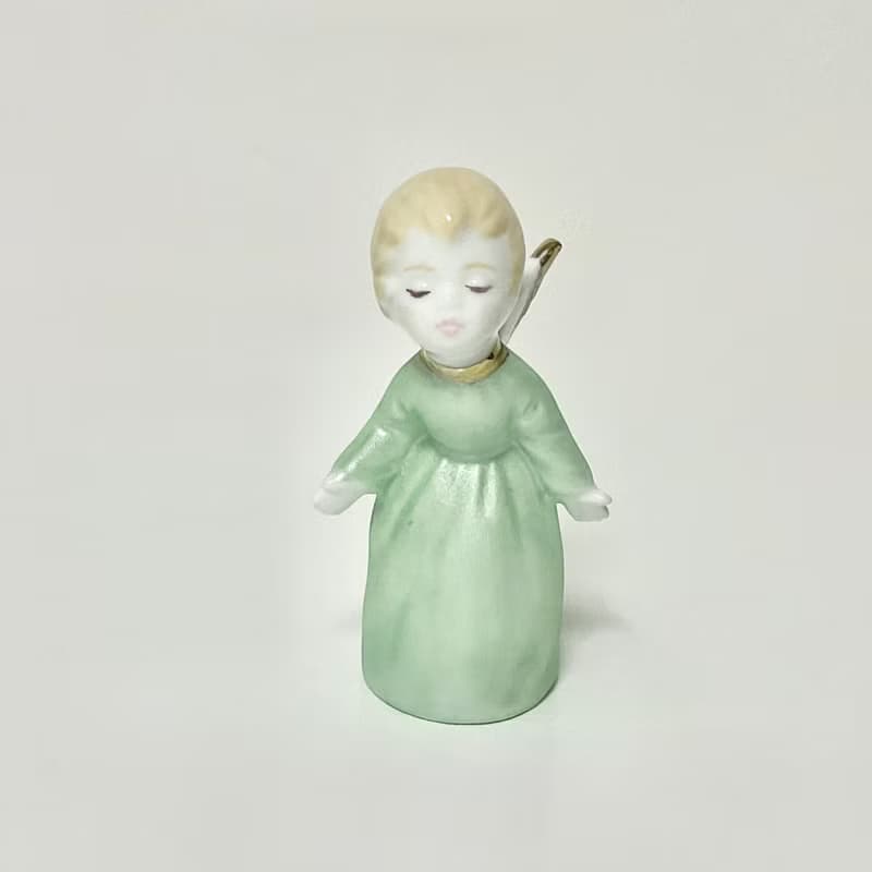 パールグリーンのキス天使