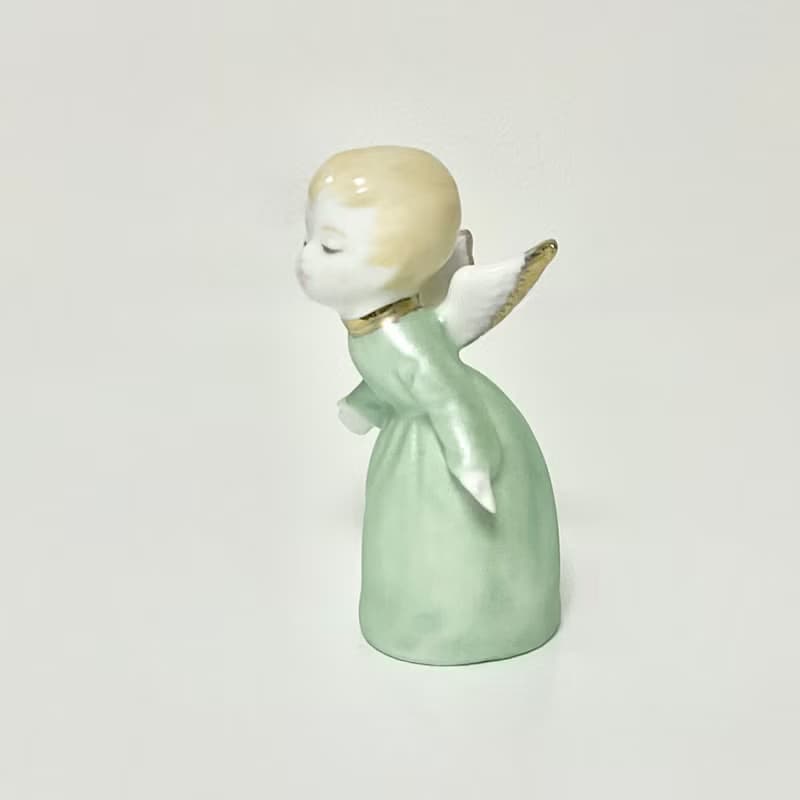 パールグリーンのキス天使