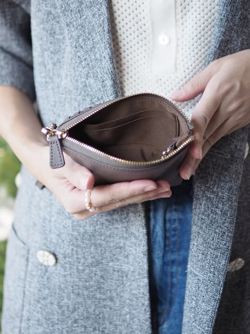 Pie (Ash grey) :  Multi-purpose bag, Leather wallet, pouch , Soft leather