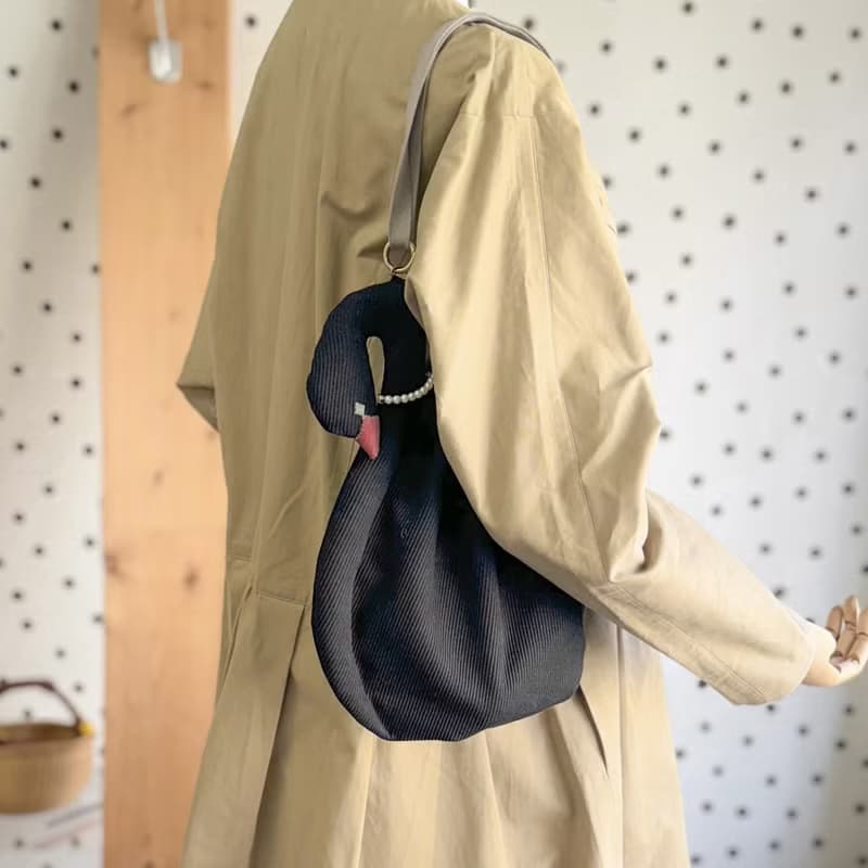 スワンバッグ・黒鳥 ショルダーバッグ