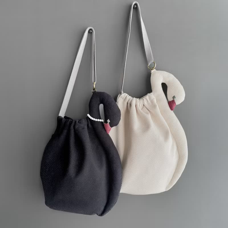 スワンバッグ・黒鳥 ショルダーバッグ