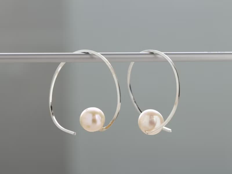 SV935(Argentium)- twist hoop pearl pierced earrings
