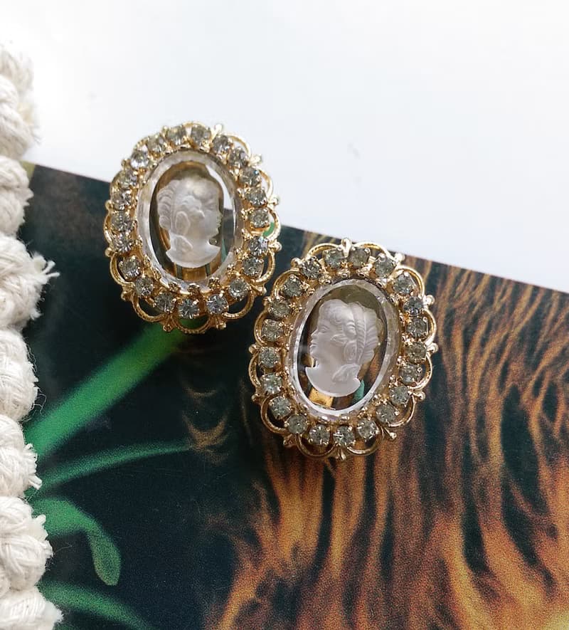Vintage Jewelry 西洋古董飾品 WARNER CAMEO 清透 夾式耳環