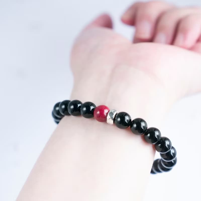 紫金硃砂 × 黑瑪瑙-為你擋下不該靠近的風雨-925銀護身辟邪手環