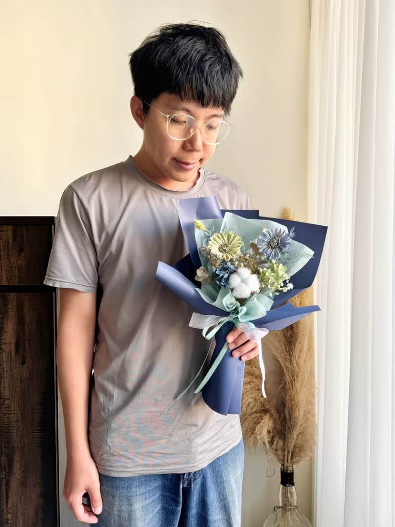 小宇宙 乾燥花束 畢業花束 多色可選