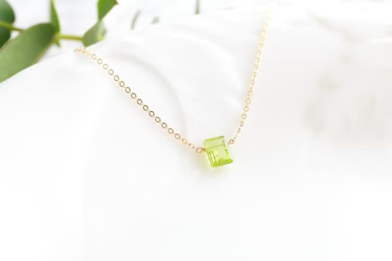 ペリドットのジュエルネックレス 14kgf / Peridot Gemstone Necklace 14kgf